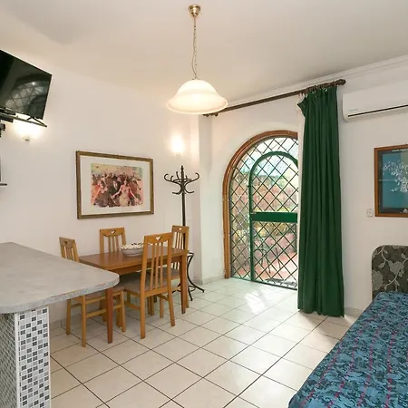 Residenza Solferino Aparthotel Castiglioncello